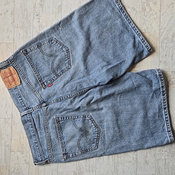 Levi's 550's Y2K Mens Jean Denim Shorts Size 34 Waist - Picture 5 of 8